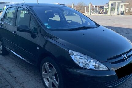 Peugeot 307 144.999 km 899 &euro; Eppertshausen 64859