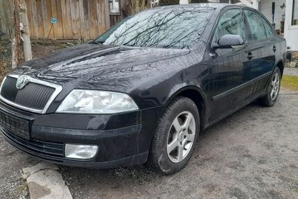 Skoda Octavia 196.500 km 3.490 &euro; Arnstein-Heugrumbach 97450