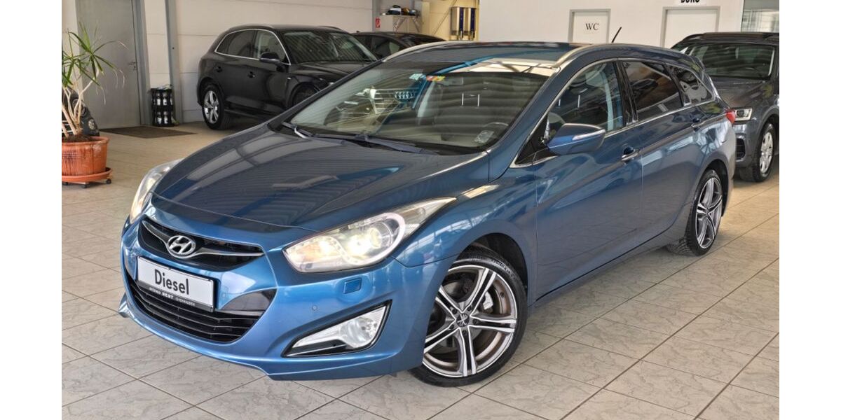 Hyundai i40 129.000 km 5.999 &euro; Ichenhausen 89335