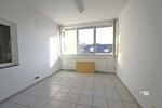 Gewerbefläche TOP-Lage an der B6 2 Hallen mit je ca. 600 m² 1 Halle mit ca. 150 m² + Büro 300 m² - Gewerbeobjekt Weyhe | Angebot:25181992