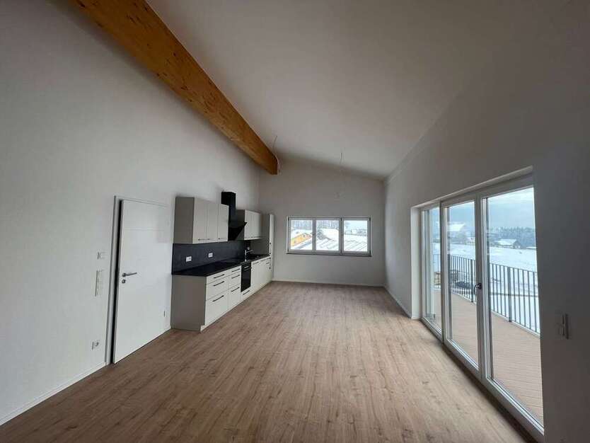 Wohnung zum Mieten in Tiefenbach 970 € 97.01 m²