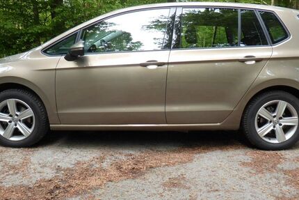VW Golf Sportsvan 13.000 km 13.300 &euro; Menden 58708