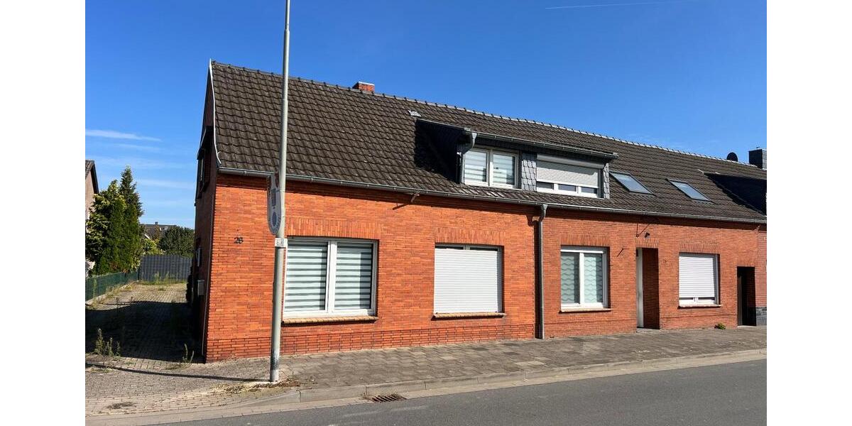 Mehrfamilienhaus, Wohnhaus Geldern - 12 Zimmer, 292 m&sup2;, 2.895&euro; | Angebot:25417361