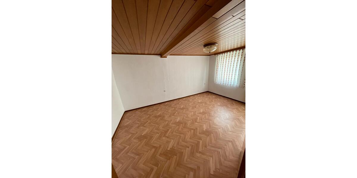 Einfamilienhaus Euskirchen - 5 Zimmer, 120 m&sup2;, 1.490&euro; | Angebot:25926279