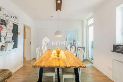 Große 5-Zimmer Wohnung mit Sonnenbalkon 5 zimmer