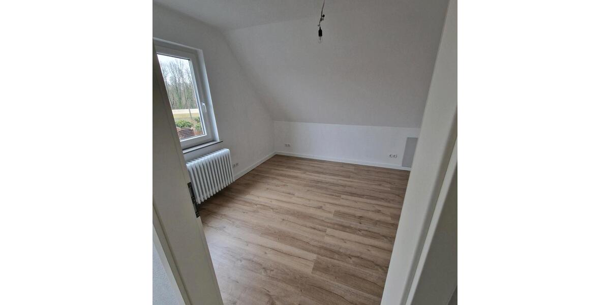 Einfamilienhaus Oldenburg Etzhorn - 4 Zimmer, 100 m&sup2;, 1.160&euro; | Angebot:26354055