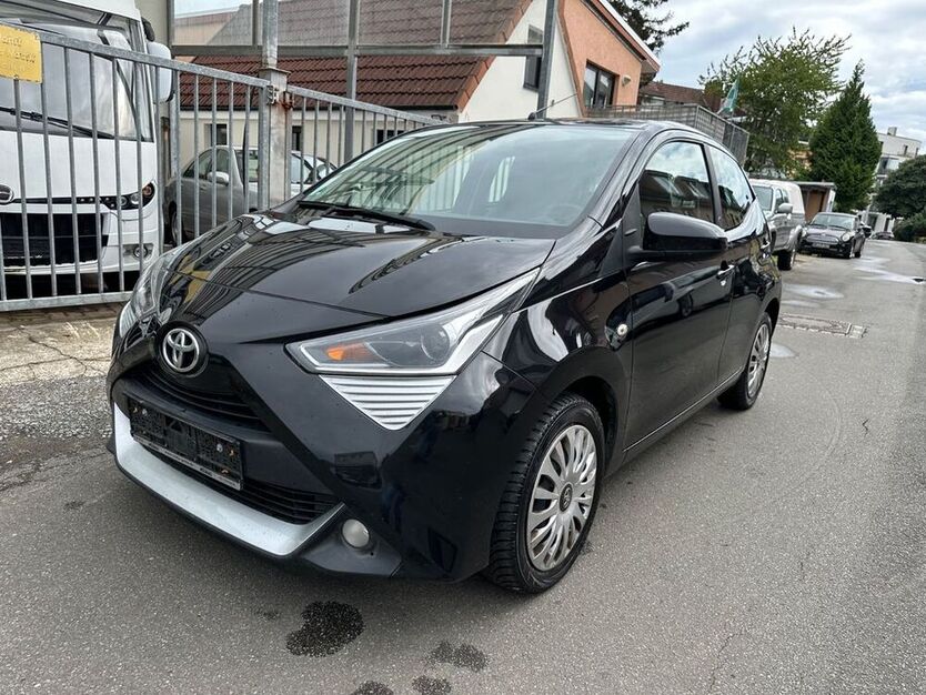 Aygo (X)