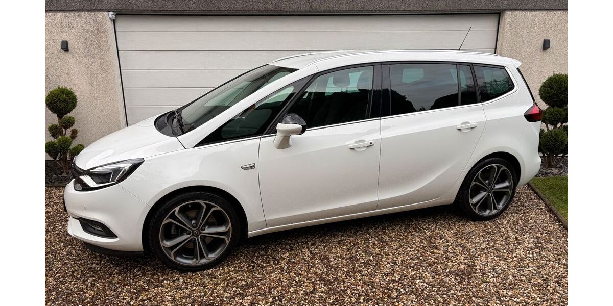 Opel Zafira 64.650 km 14.990 &euro; Gelsenkirchen 45886