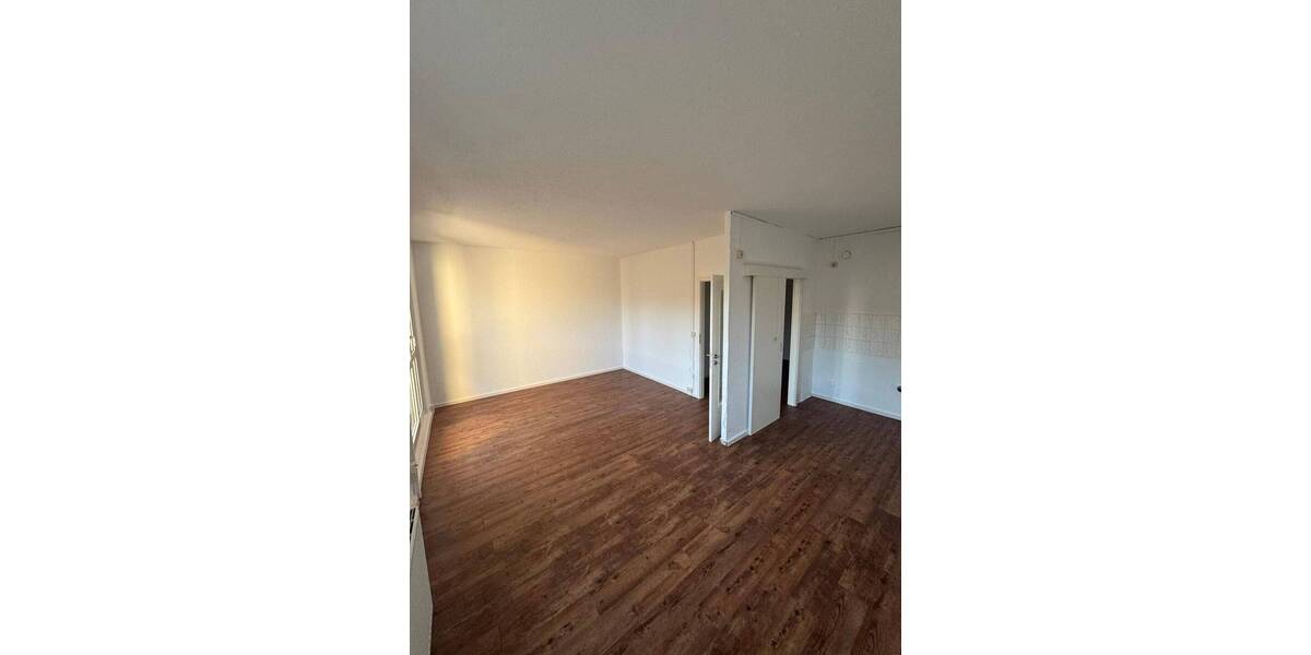 Mehrfamilienhaus, Wohnhaus Dessau-Roßlau Süd - 1 Zimmer, 4.000.000&euro; | Angebot:26487162