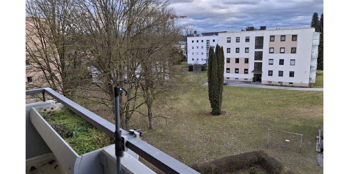 Etagenwohnung Vilsbiburg - 3 Zimmer, 79 m&sup2;, 800&euro; | Angebot:25165299