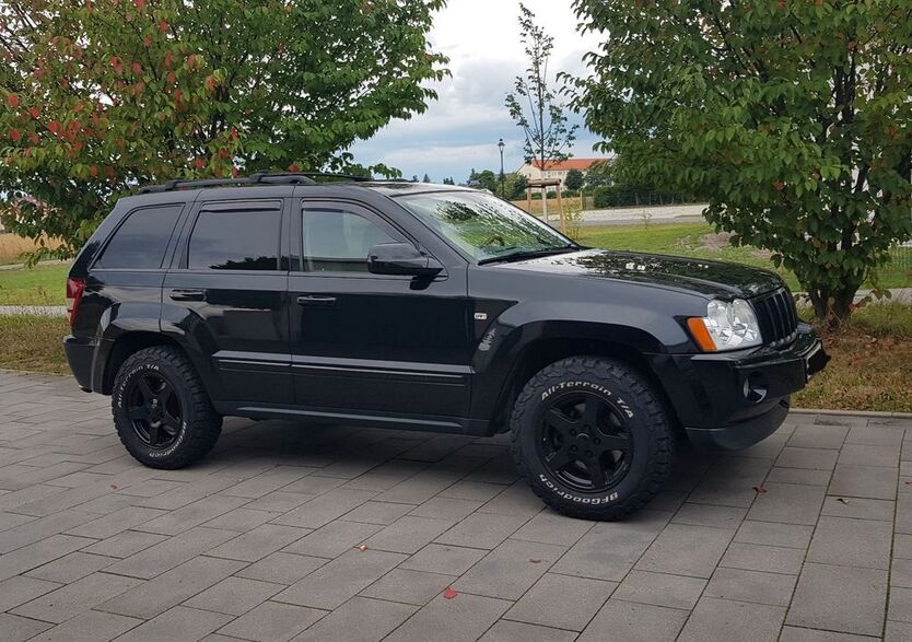 Jeep Grand Cherokee 232.000 km 10.500 € Bad Muskau 02953