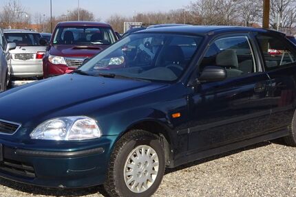 Honda Civic 146.536 km 900 &euro; Dresden 01219