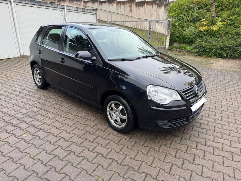 VW Polo 110.000 km 2.999 € Rhumspringe 37434