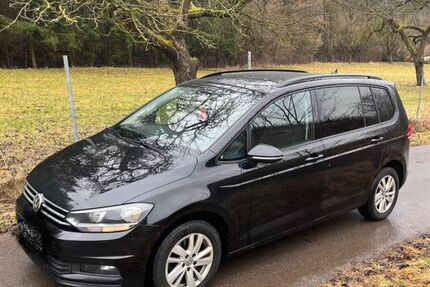 VW Touran 196.162 km 13.700 &euro; Knetzgau 97478