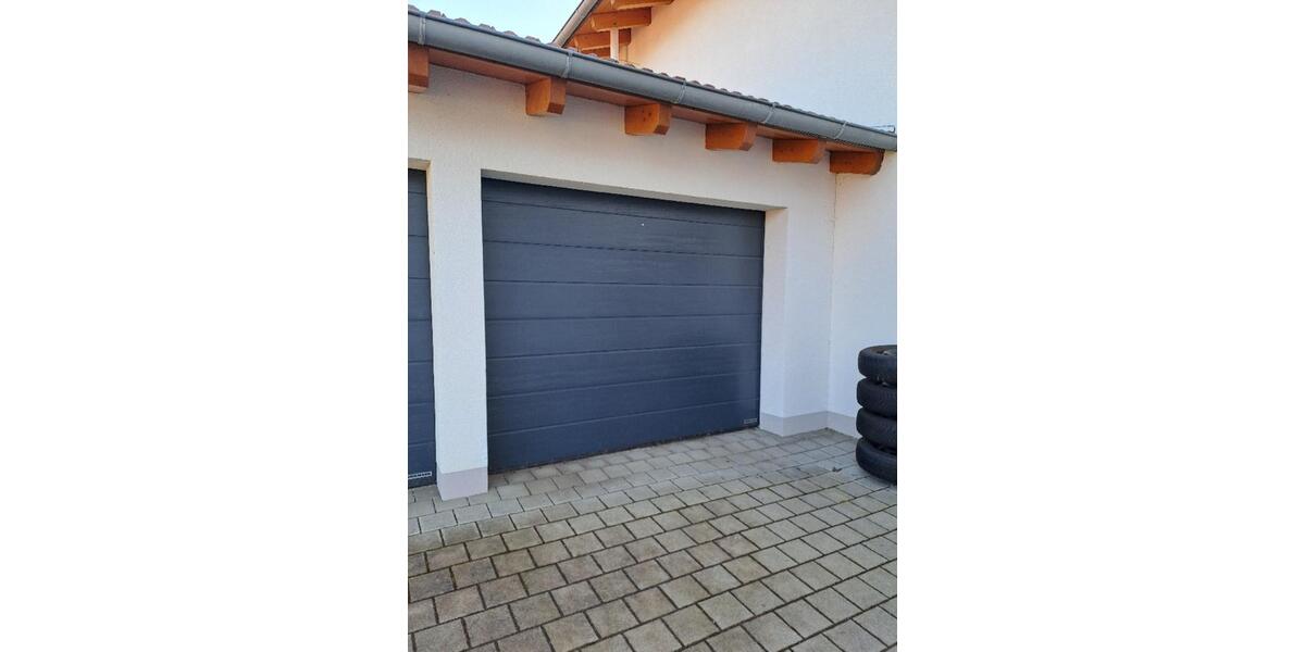 Erdgeschoßwohnung Pfarrkirchen - 6.5 Zimmer, 142 m&sup2;, 1.200&euro; | Angebot:25368778