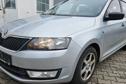 Skoda Rapid 198.000 km 4.400 &euro; Regensburg 93057