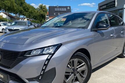 Peugeot 308 77.800 km 17.999 € Paderborn 33100