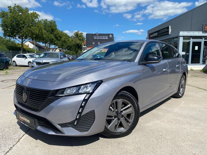 Peugeot 308 77.800 km 17.999 € Paderborn 33100