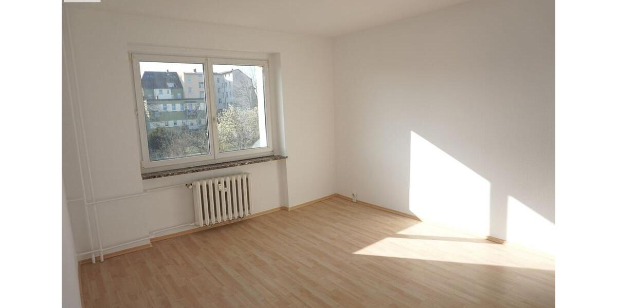 Etagenwohnung Eisenberg - 4 Zimmer, 77 m&sup2;, 105.000&euro; | Angebot:22066999