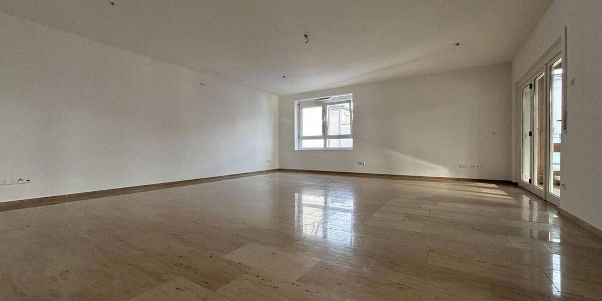 Modernes Wohnen -- ca. 230 qm auf einer Etage! 5 zimmer