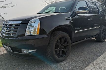 Cadillac Escalade 98.000 km 29.000 € Gars am Inn 83536