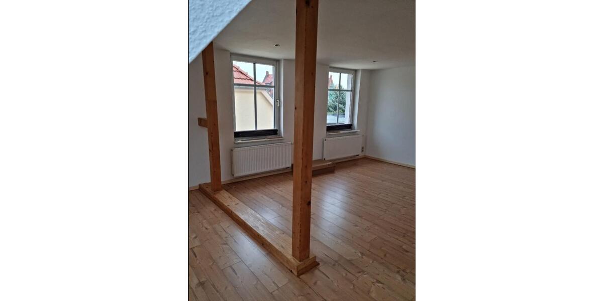 Dachgeschoßwohnung Perleberg - 2 Zimmer, 80 m&sup2;, 510&euro; | Angebot:25980902