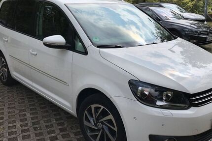 VW Touran 238.000 km 5.774 € Darmstadt 64297