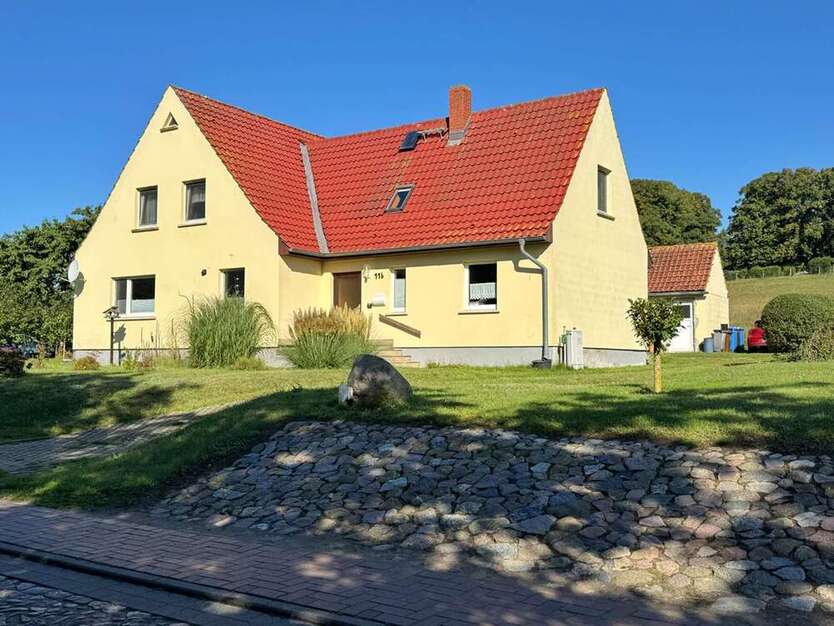 Haus zum Kaufen in Groß Zicker 566.000 € 140 m² 7 zimmer