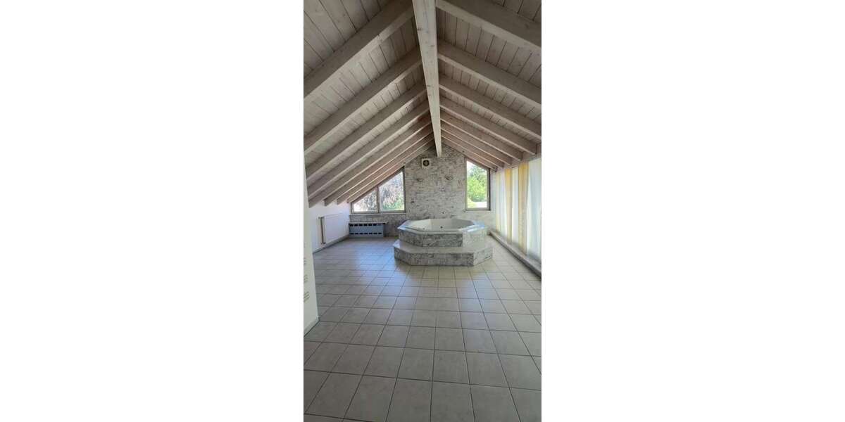 Etagenwohnung Vilsbiburg - 5 Zimmer, 170 m&sup2;, 1.700&euro; | Angebot:26916329