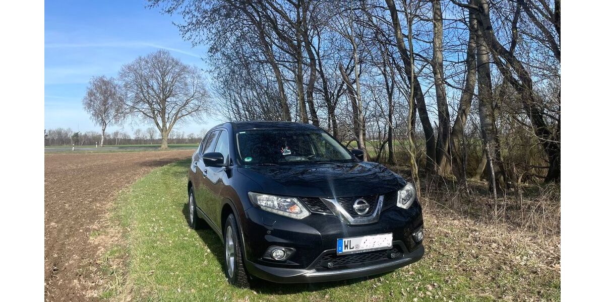 Nissan X-Trail 98.000 km 15.200 &euro; Rosengarten 21224