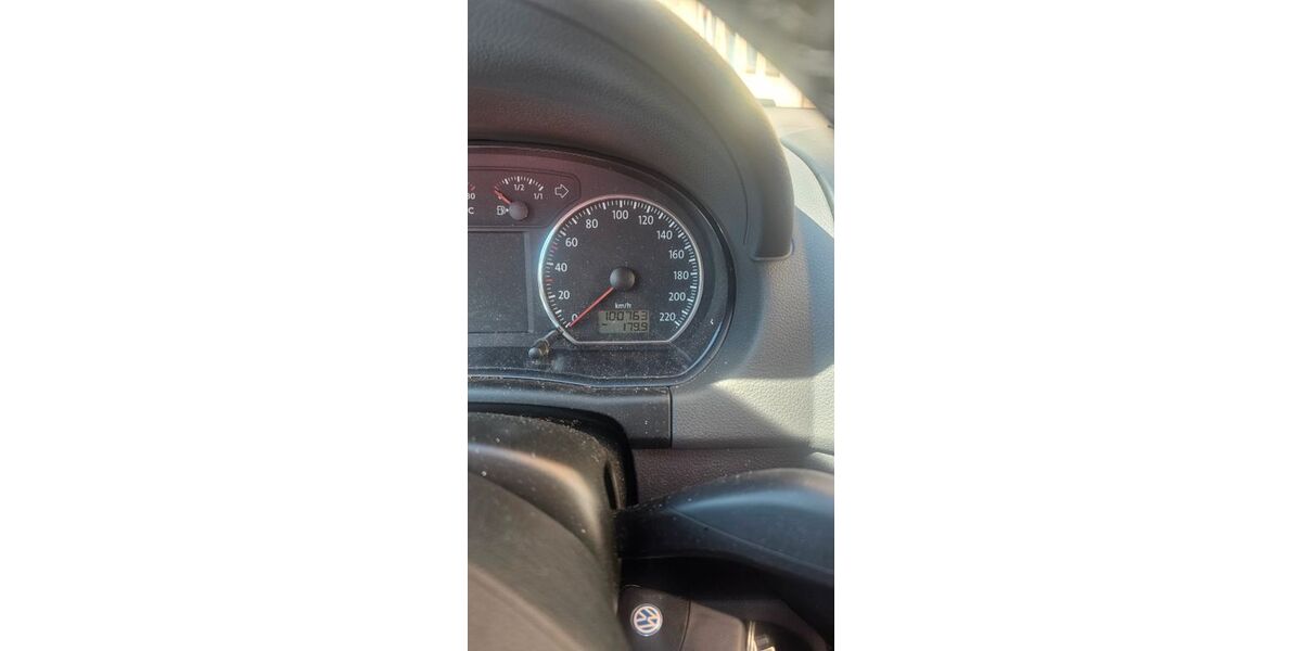 VW Polo 100.590 km 2.750 &euro; Kiel 24145
