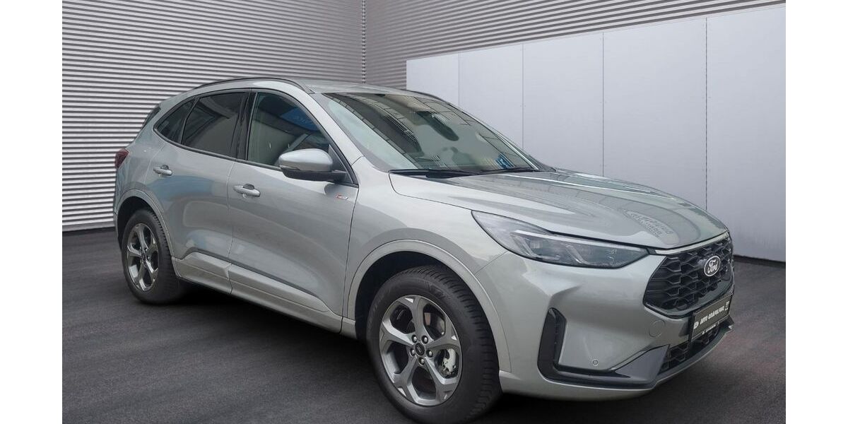 Ford Kuga 1.464 km 33.790 &euro; Gräfelfing 82166
