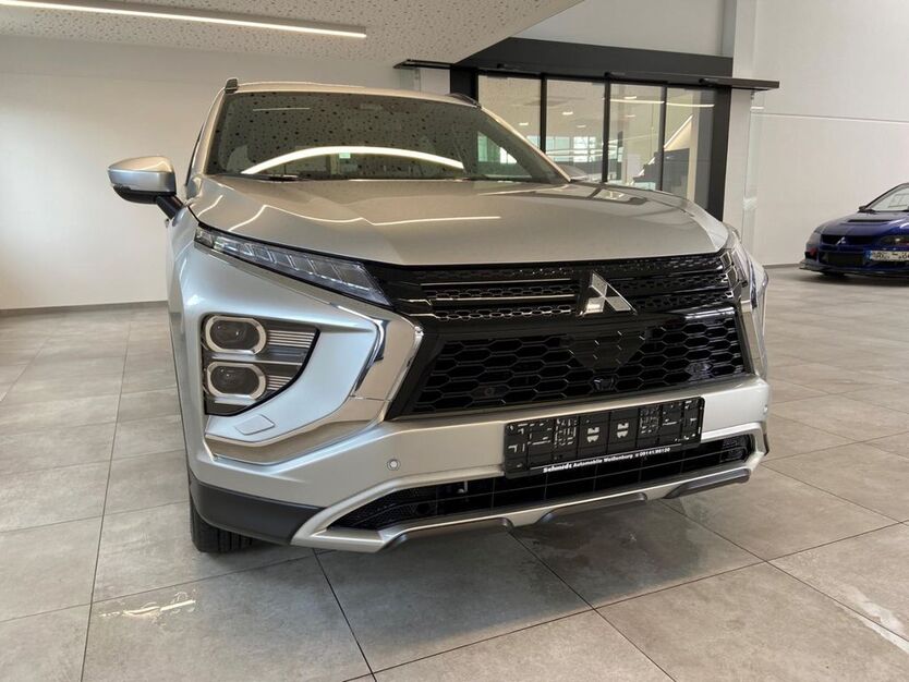 Mitsubishi Eclipse Cross 7.600 km 28.970 € Weißenburg 91781