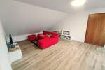 Etagenwohnung Laichingen - 6 Zimmer, 120 m&sup2;, 1.300&euro; | Angebot:25449408