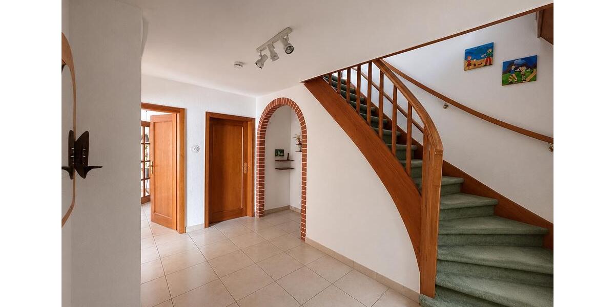 Einfamilienhaus Südheide - 10 Zimmer, 200 m&sup2;, 300.000&euro; | Angebot:26733051