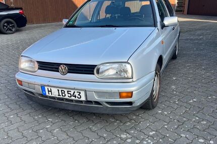 VW Golf 115.800 km 2.500 &euro; Garbsen 30826