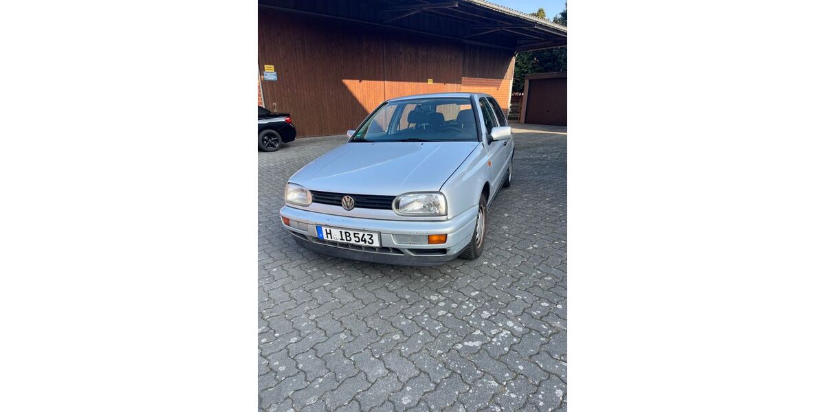VW Golf 115.800 km 2.500 &euro; Garbsen 30826