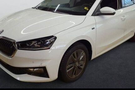 Skoda Fabia 27.660 km 23.430 &euro; Schwäbisch Hall 74523