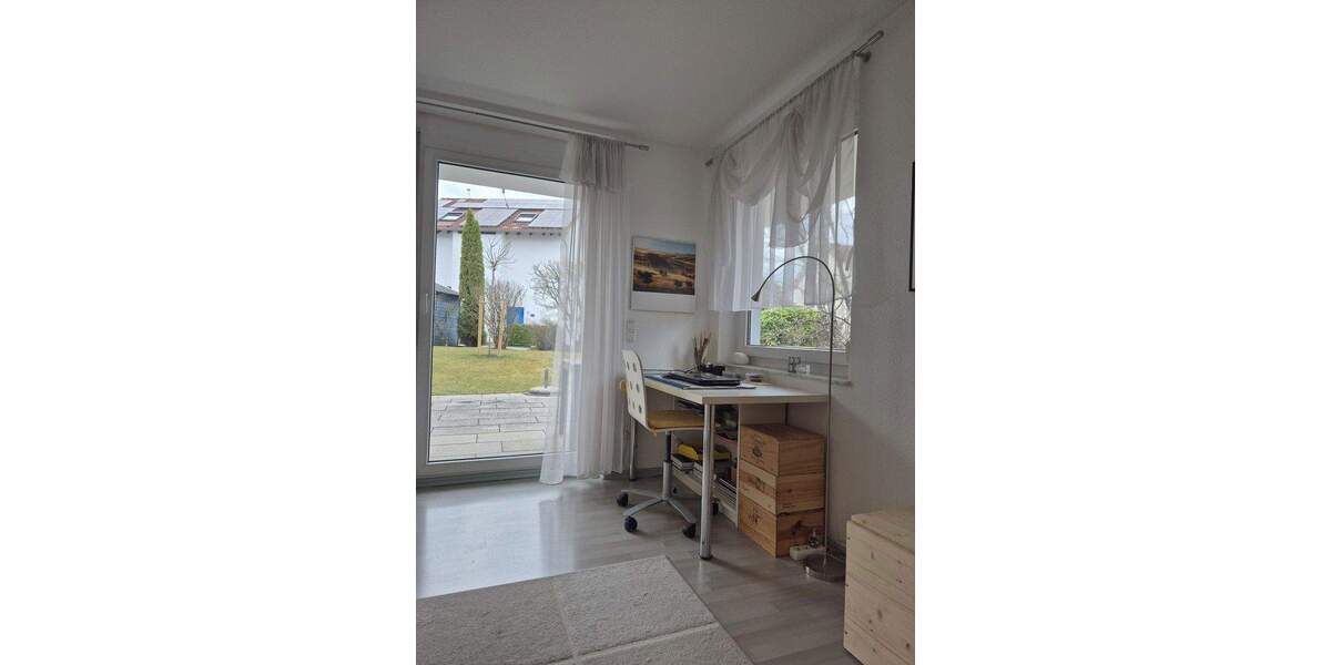 Niedrigenergie-Haus in ruhiger Wohnlage reserviert 5 zimmer