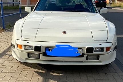 Porsche 944 142.000 km 20.500 € Bonn 53123
