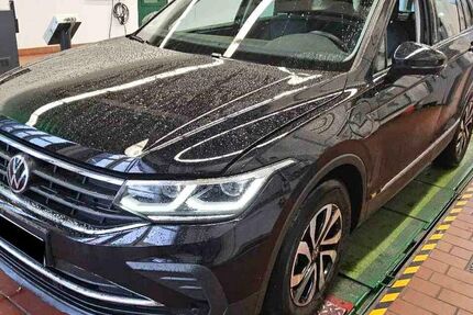 VW Tiguan 55.000 km 24.999 &euro; Hohenbrunn bei München 85662