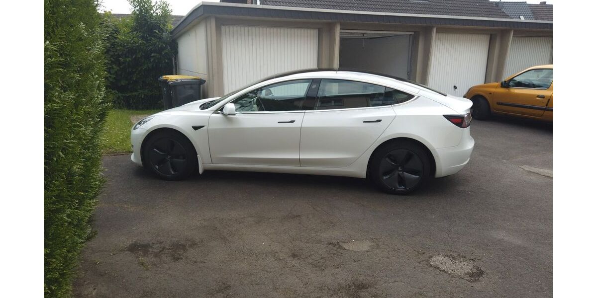 Tesla Model 3 154.157 km 19.300 &euro; kerpen 50169