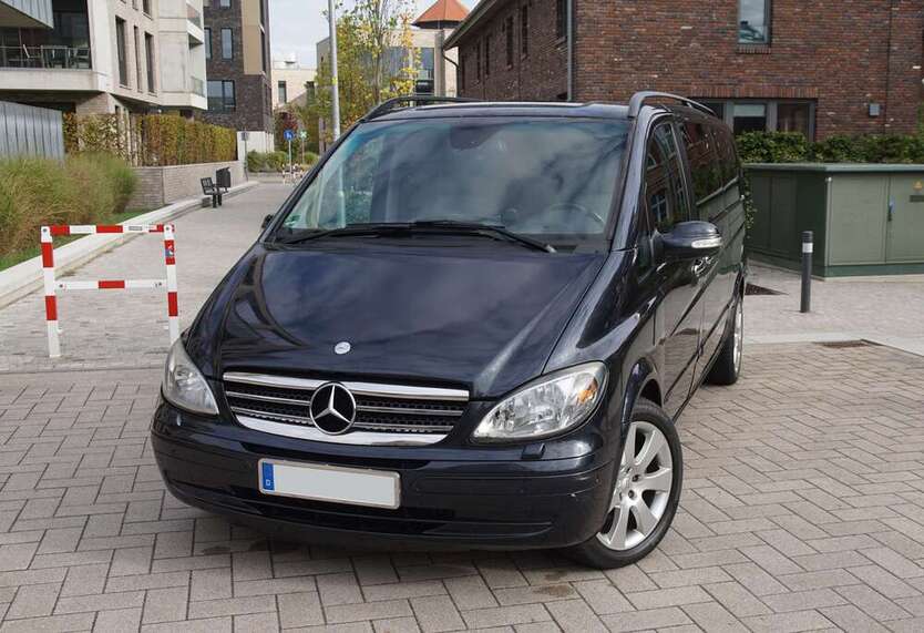 Mercedes-Benz Viano 229.000 km 8.199 € Oldenburg 26121