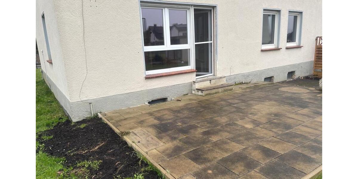 Erdgeschoßwohnung Borken (Hessen) - 4 Zimmer, 80 m&sup2;, 850&euro; | Angebot:26354954