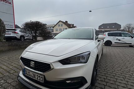 Seat Leon 102.000 km 14.800 &euro; Dillingen 66763