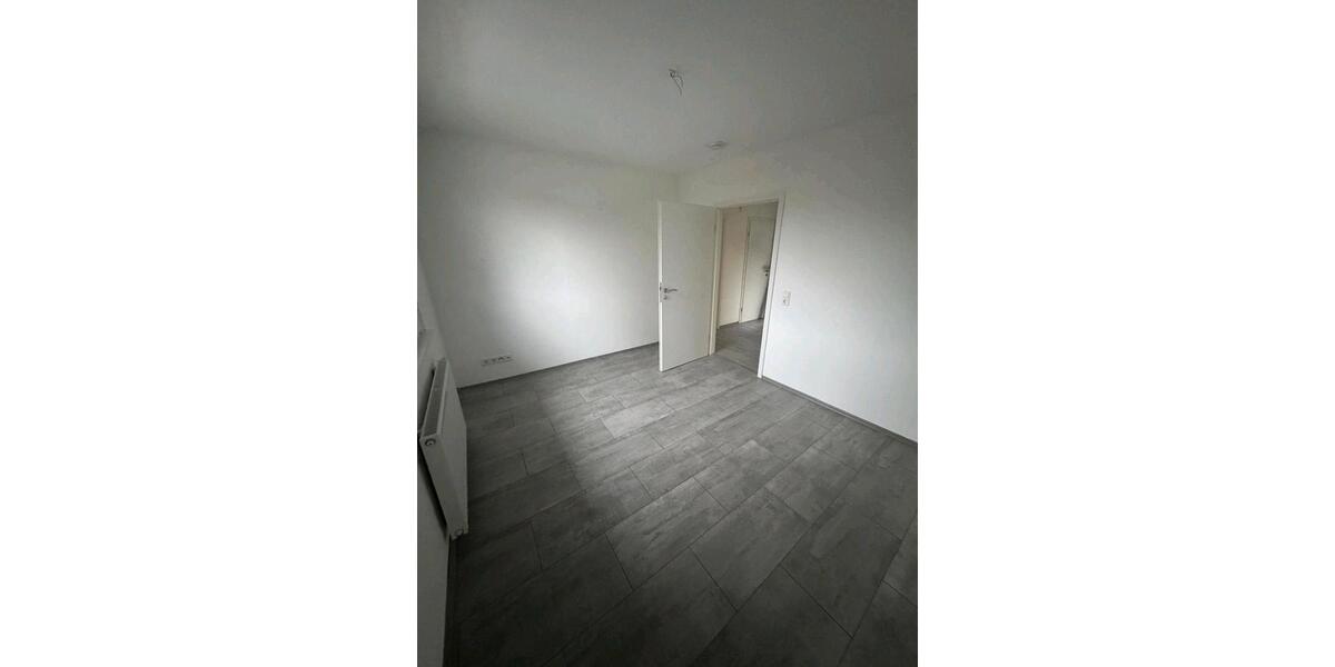 Etagenwohnung Simmerath - 2 Zimmer, 93 m&sup2;, 800&euro; | Angebot:24780154