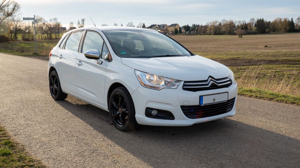 Citroen C4 81.000 km 5.900 &euro; Lugau 09385