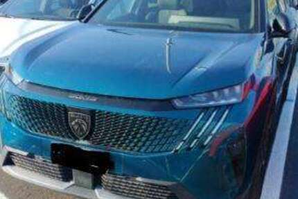 Peugeot 5008 11.649 km 29.380 &euro; Rüsselsheim 65428