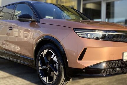 Opel Grandland (X) 14.000 km 48.900 € Stendal 39576