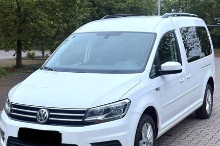 VW Caddy Maxi 325.383 km 10.990 &euro; Neustadt 31535